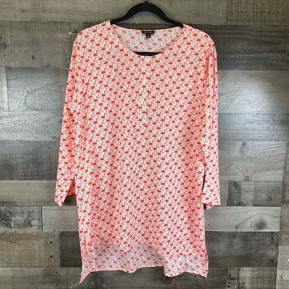 Ann Taylor Women’s Size Medium High Low Blouse Pink Flamingo Print Long Sleeve